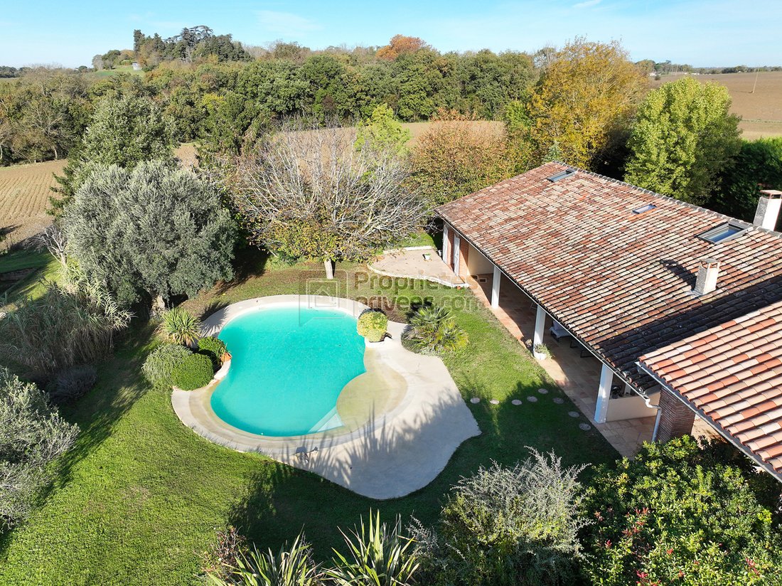 Villa in Flourens, Occitania, France 4 - 18473254