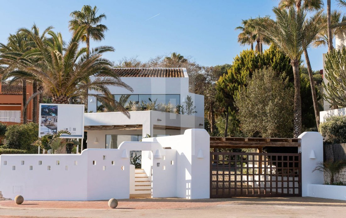 Villa in Cala Blanca, Xabia / Javea, Valencian Community 2 - 18474991