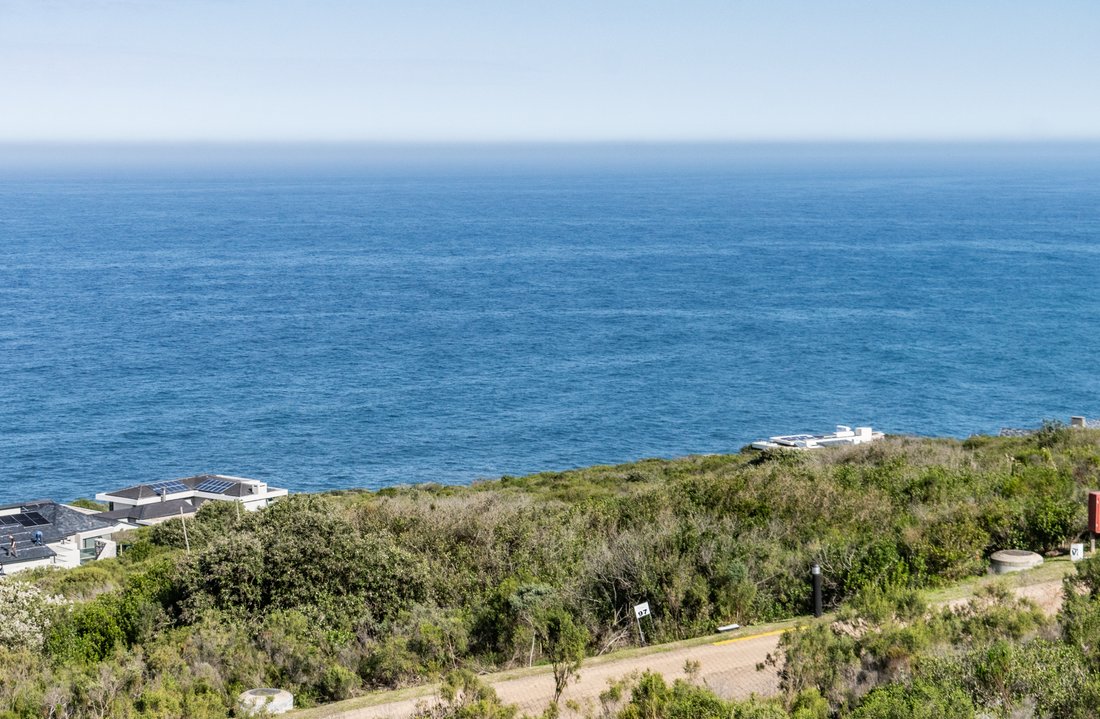 Land in Oubaai Golf Estate, Western Cape, South Africa 1 - 18473323