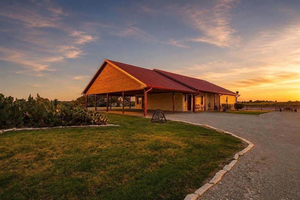 House in Sanger, Texas, United States 2 - 18473297