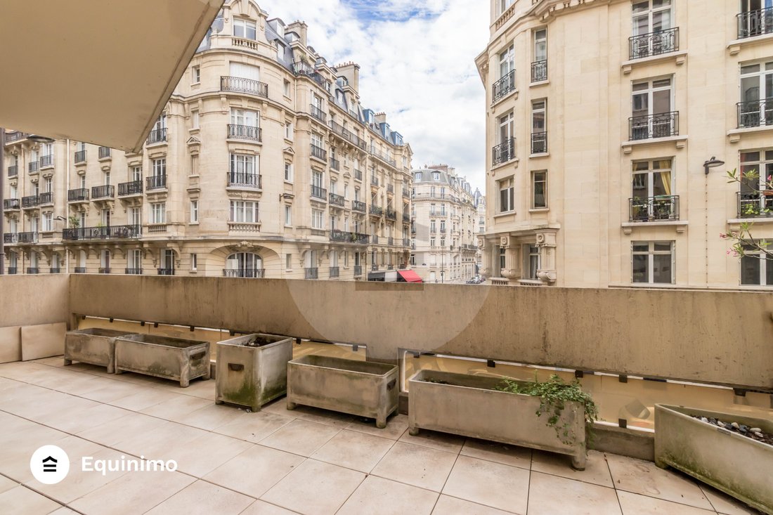 Apartment in Pereire-Malesherbes, Paris 17e Arrondissement, Paris 4 - 18474323