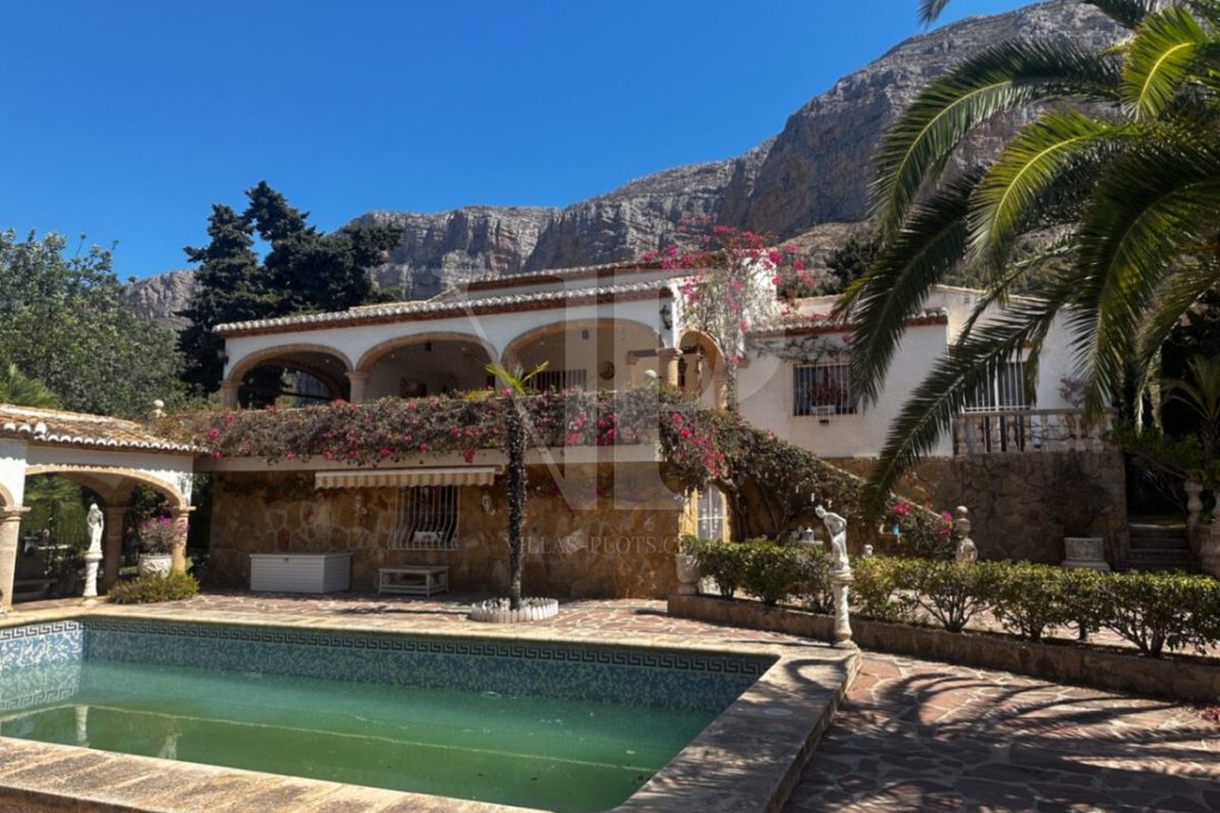 Villa in Xabia / Javea, Valencian Community, Spain 1 - 18474033