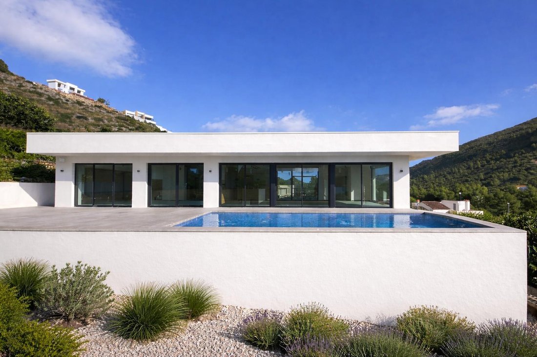 Villa in Pedreguer, Valencian Community, Spain 3 - 18474750