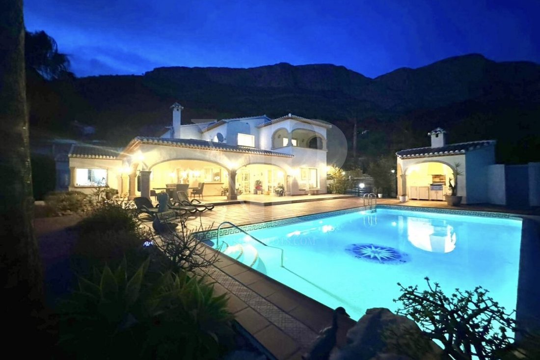 Villa in Xabia / Javea, Valencian Community, Spain 3 - 18474309