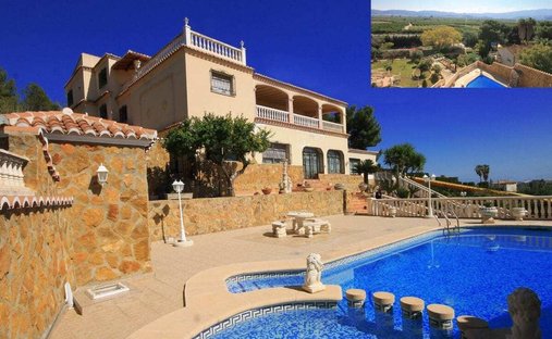 Villa in Gandia, Valencian Community, Spain 1