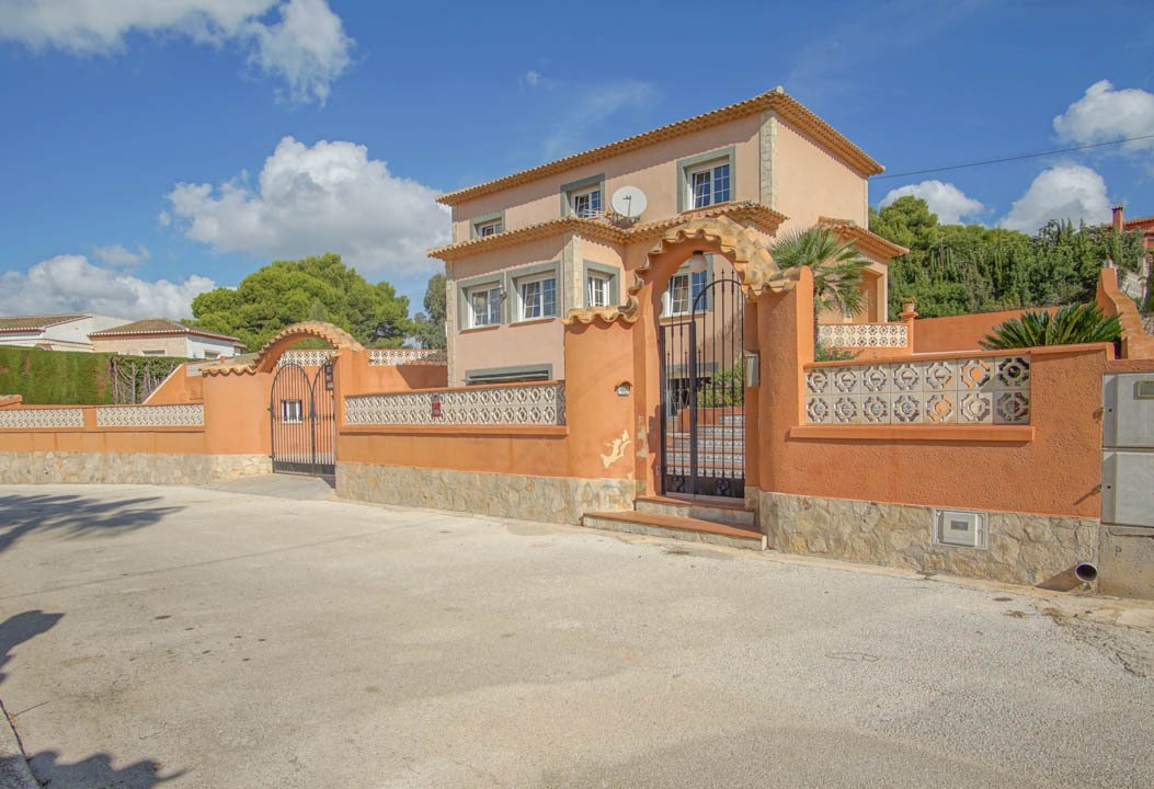 Villa in Calp / Calpe, Valencian Community, Spain 2 - 18474749