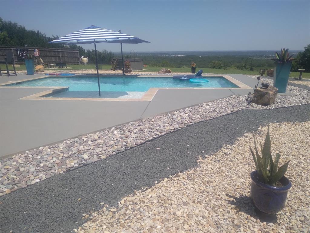 House in Mineral Wells, Texas, United States 1 - 18331444