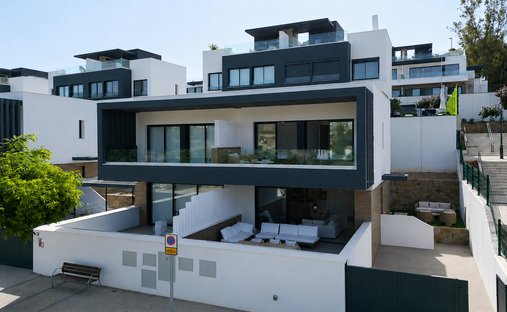 Haus in Estepona, Andalusien, Spanien 1