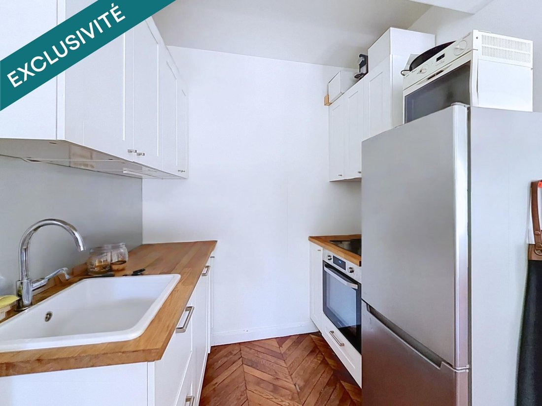 Apartment in Clignancourt-Jules Joffrin, Paris 18e Arrondissement, Paris 5 - 18477279
