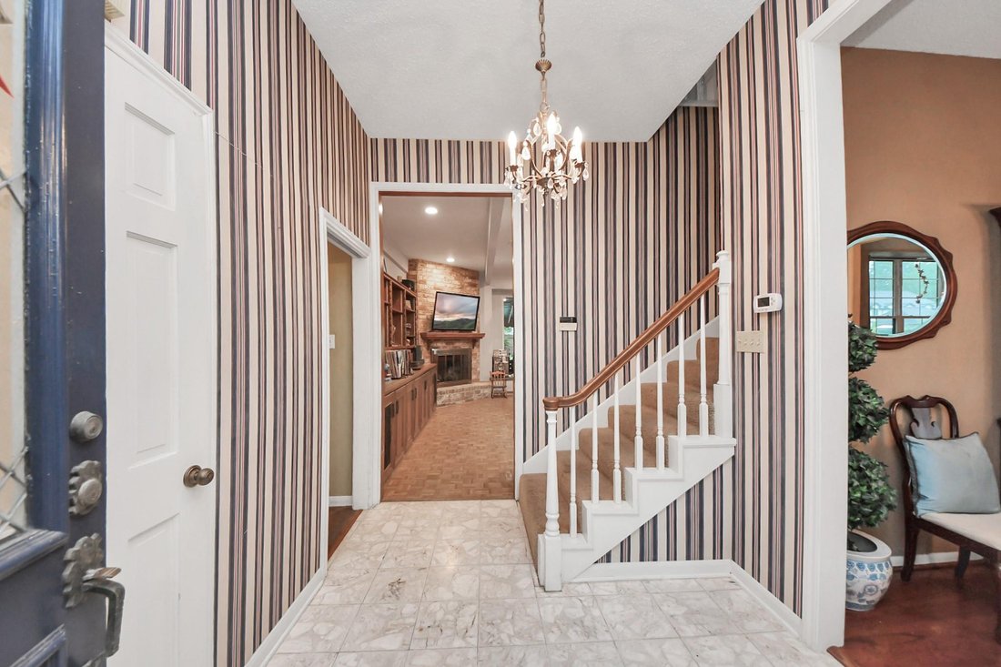 House in Sugar Land, Texas, United States 2 - 18478972