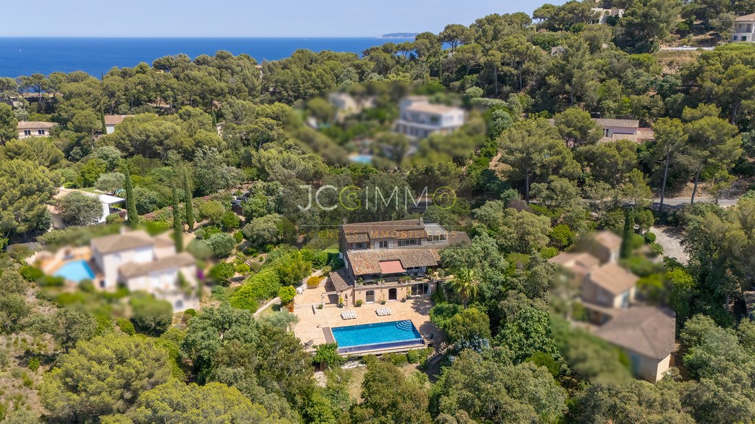 Villa en Nord Est, Bormes-les-Mimosas, Francia 3 - 18479238