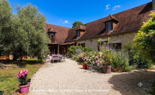 Brouchaud, Nouvelle-Aquitaine, France 1