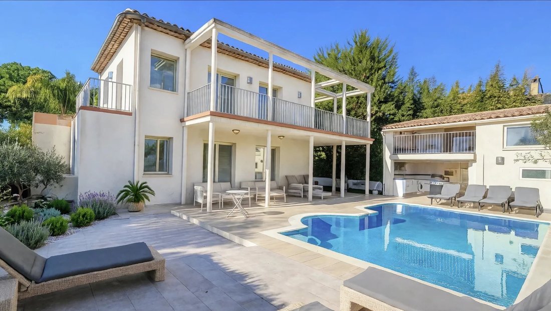 Villa in Pont du Lys-Antibes les Pins, Antibes, France 1 - 17381744