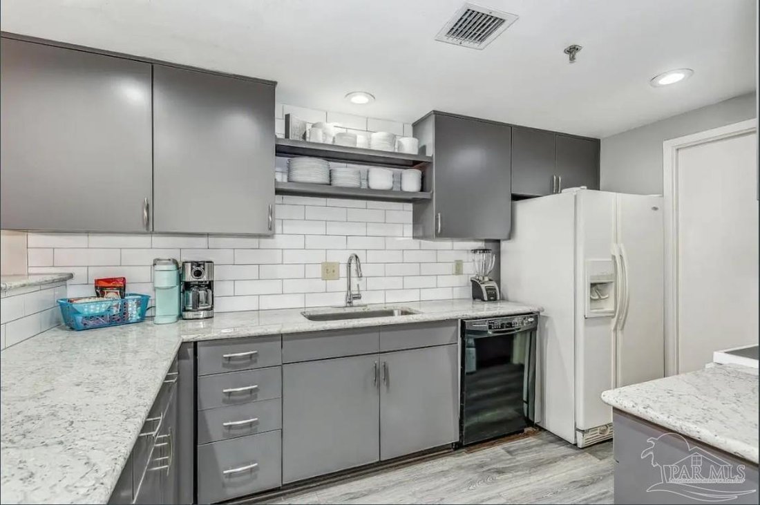 Condo in Pensacola Beach, Florida, United States 4 - 18477372