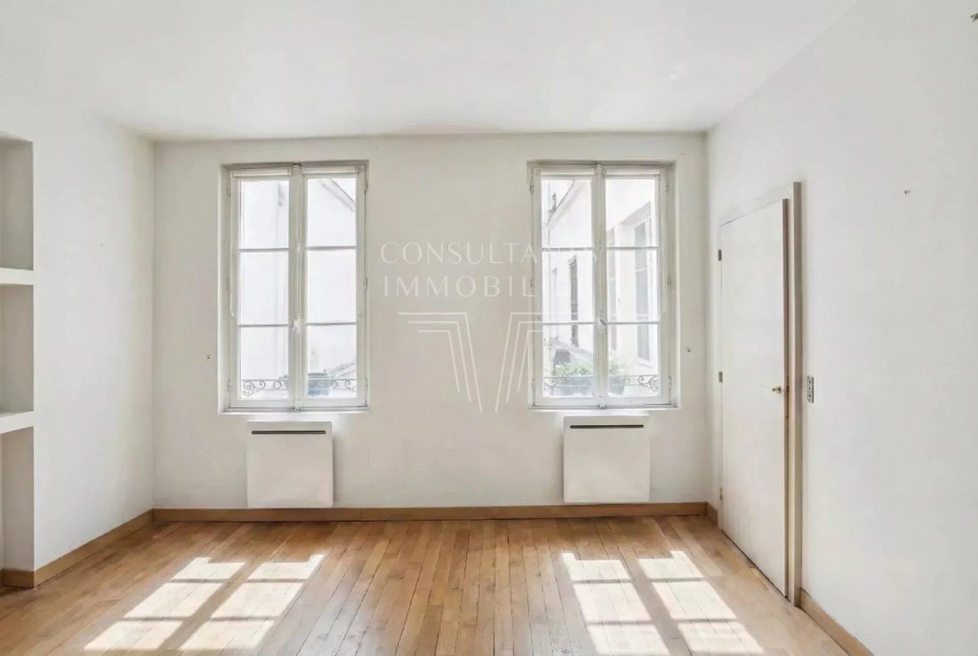 Apartment in Saint Thomas d'Aquin, Paris 7e Arrondissement, Paris 3 - 15654448