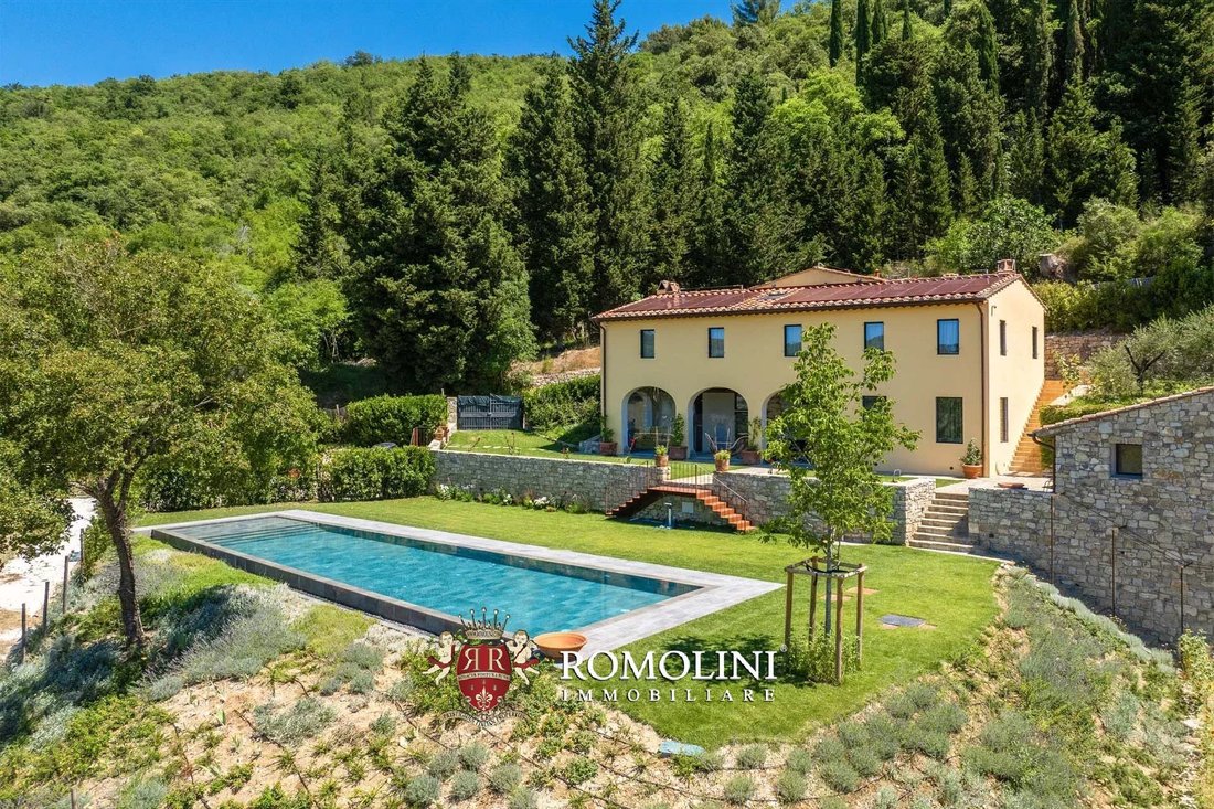 Villa in Fiesole, Tuscany, Italy 4 - 18476503