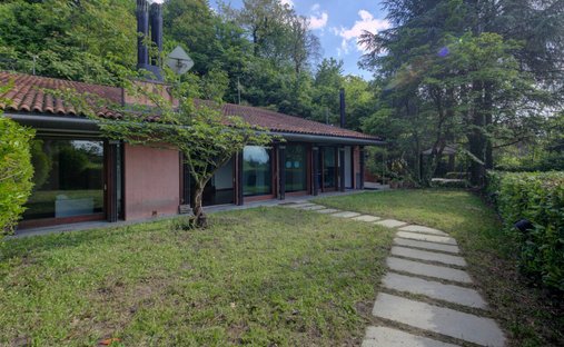 Villa in Sassi, Turin, Italy 1