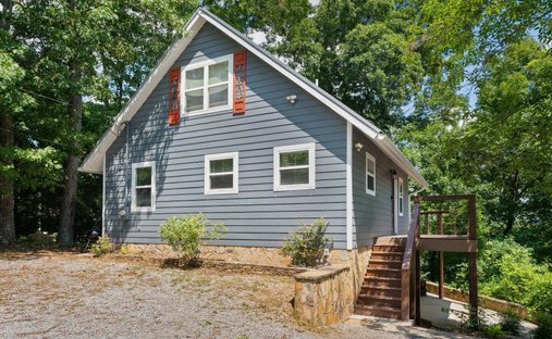 House in Decatur, Tennessee, United States 1