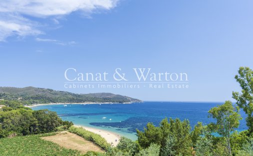 Villa in Rayol-Canadel-sur-Mer, Provence-Alpes-Côte d'Azur, France 1