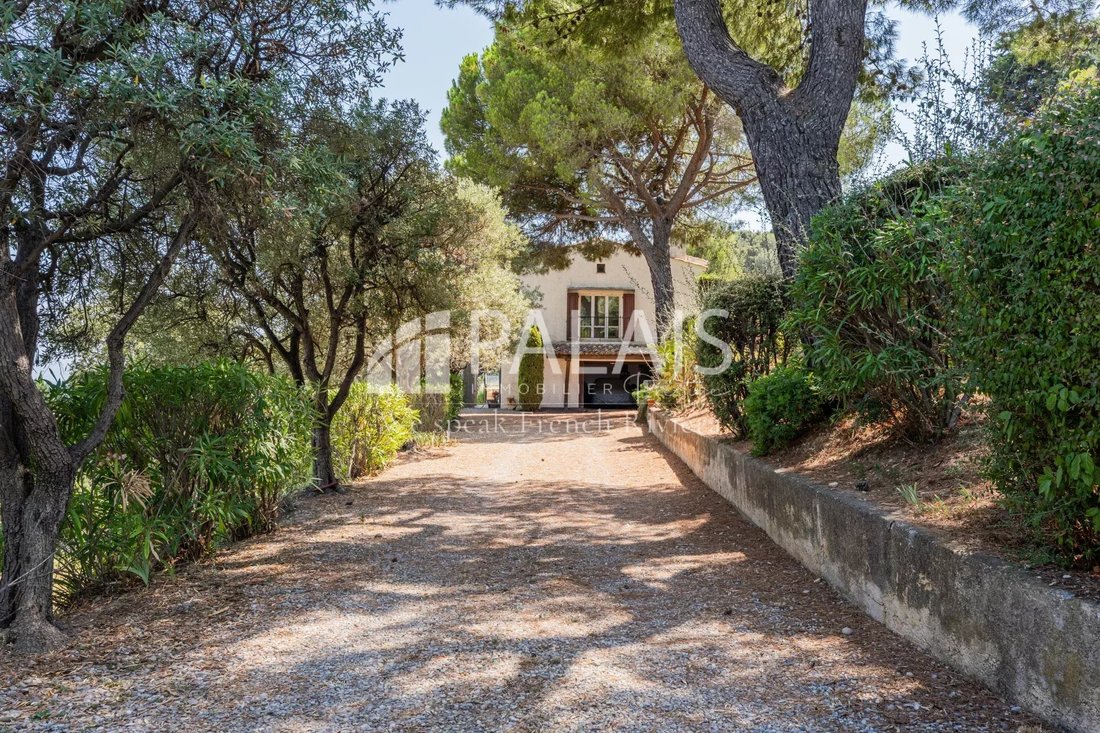 House in Val Fleuri-Montaleigne, Cagnes-sur-Mer, France 2 - 18475887