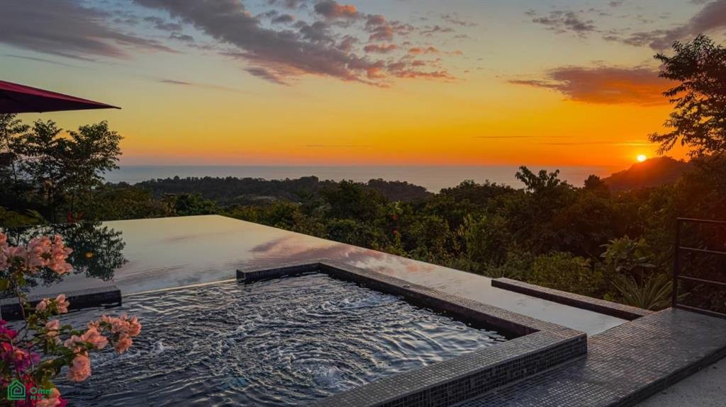 House in Playa Hermosa, Puntarenas Province, Costa Rica 1 - 17232083