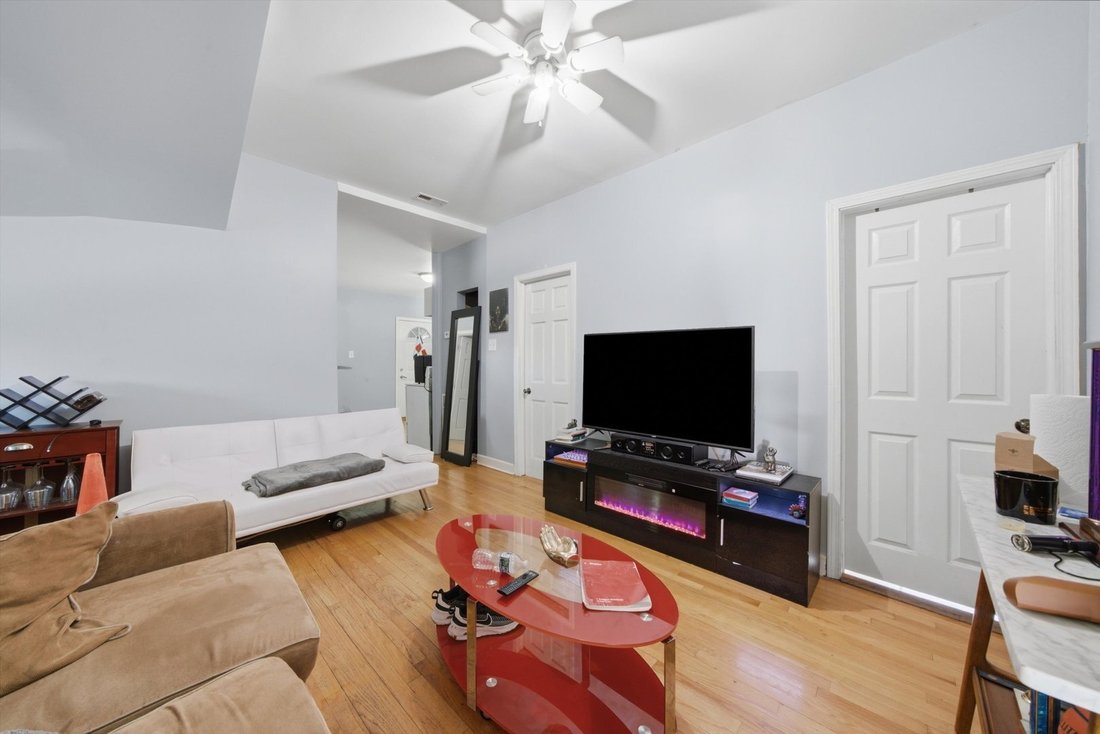 Chicago, Illinois, United States 5 - 18478386