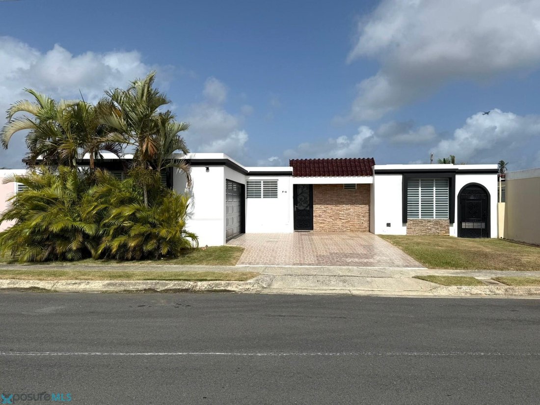 House in Ceiba Alta, Aguadilla, Puerto Rico 2 - 18474782