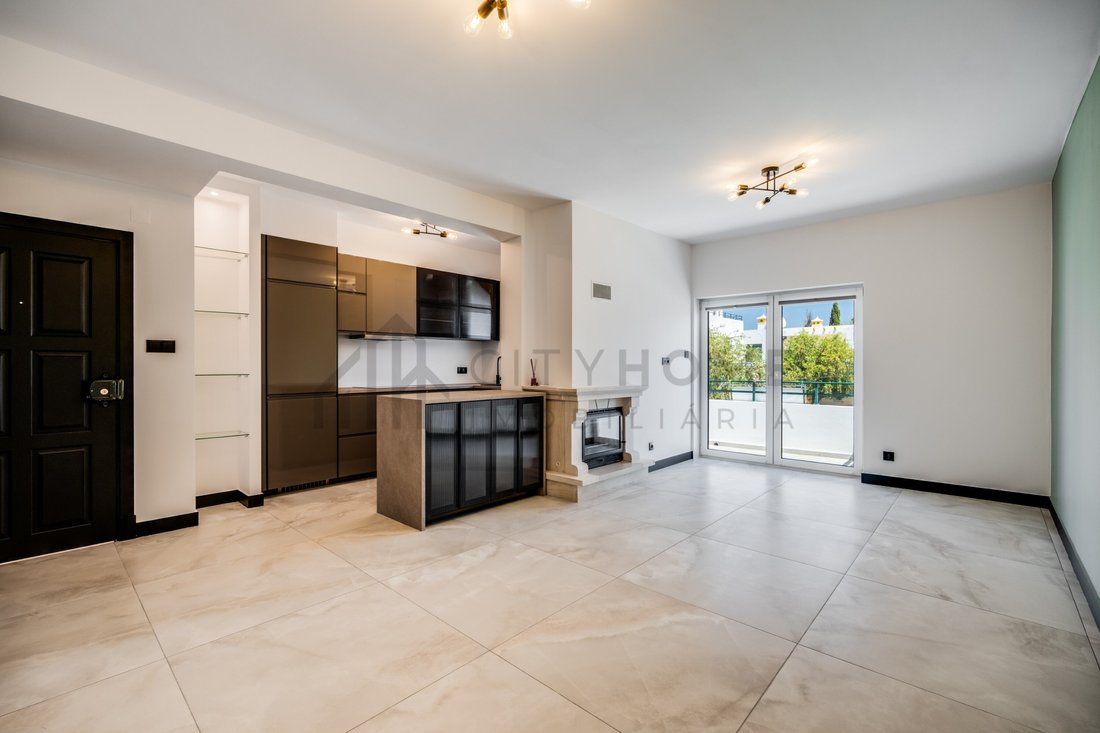 Apartment in Quarteira, Algarve, Portugal 2 - 18479585