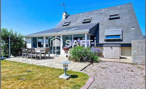 House in Pléneuf-Val-André, Brittany, France 1