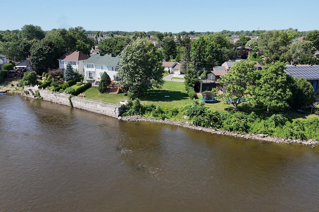 Land in Laval, Quebec, Canada 3 - 17835808