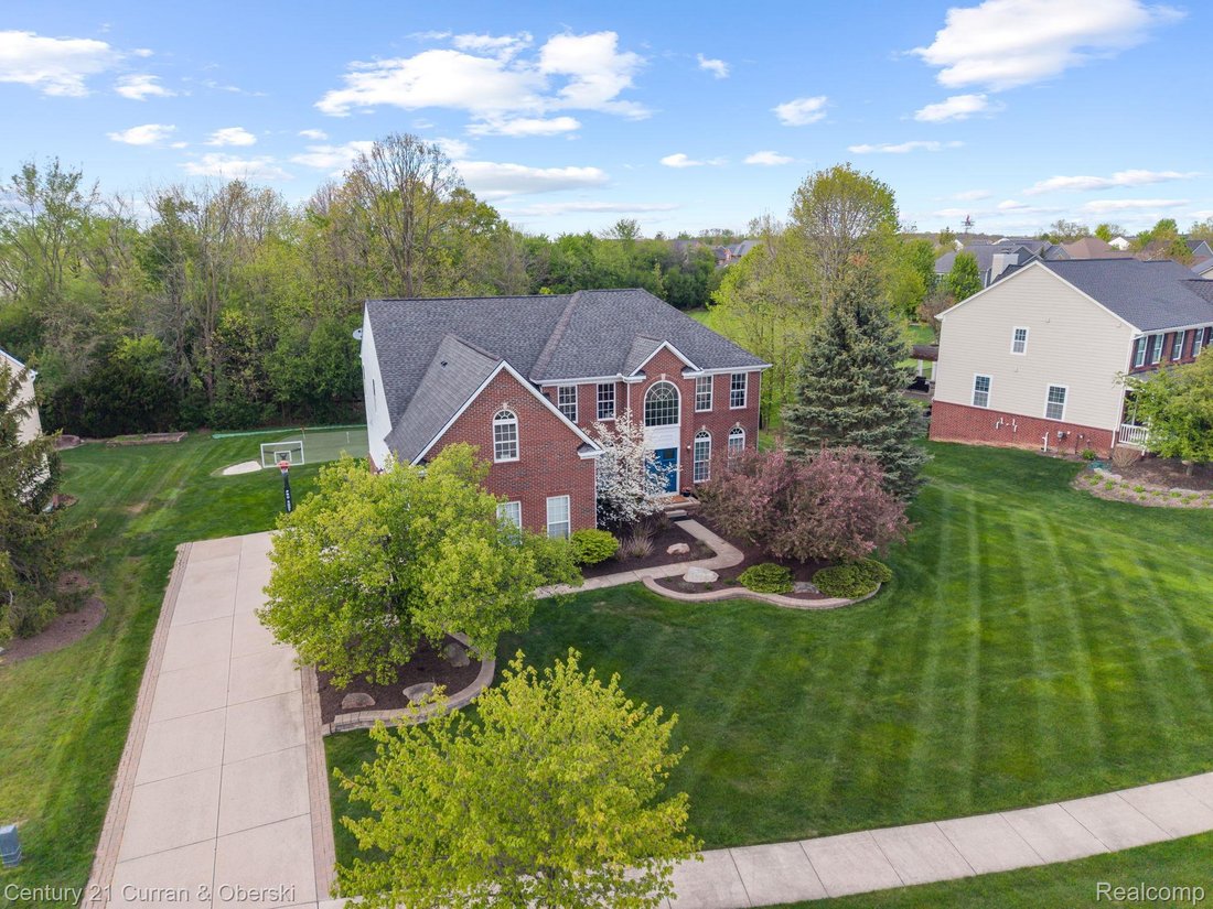 House in South Lyon, Michigan, United States 2 - 18475021