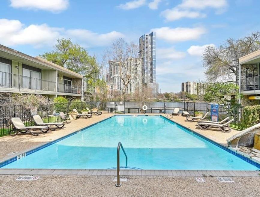 Condo in Austin, Texas, United States 1 - 18478142