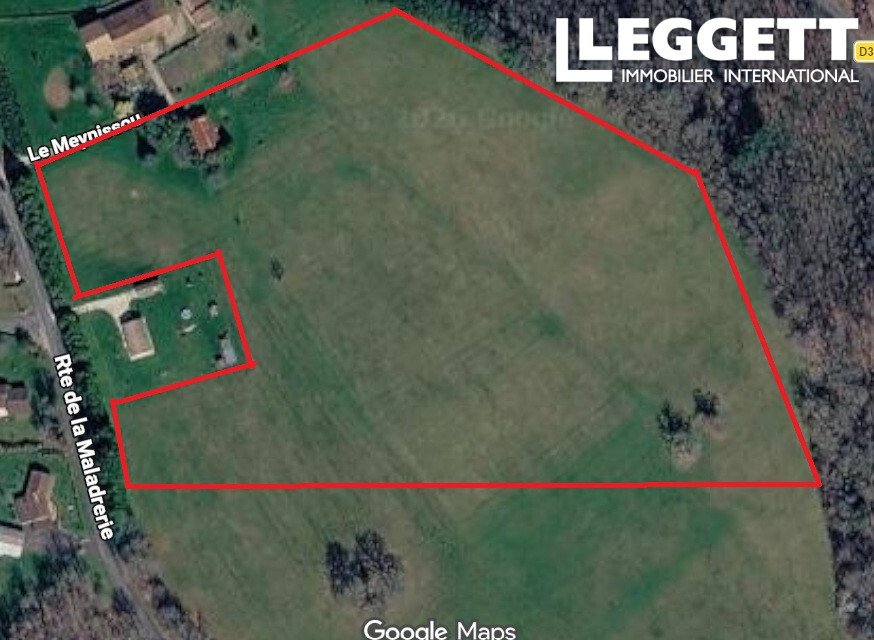 Land in Nontron, Nouvelle-Aquitaine, France 1 - 18478685