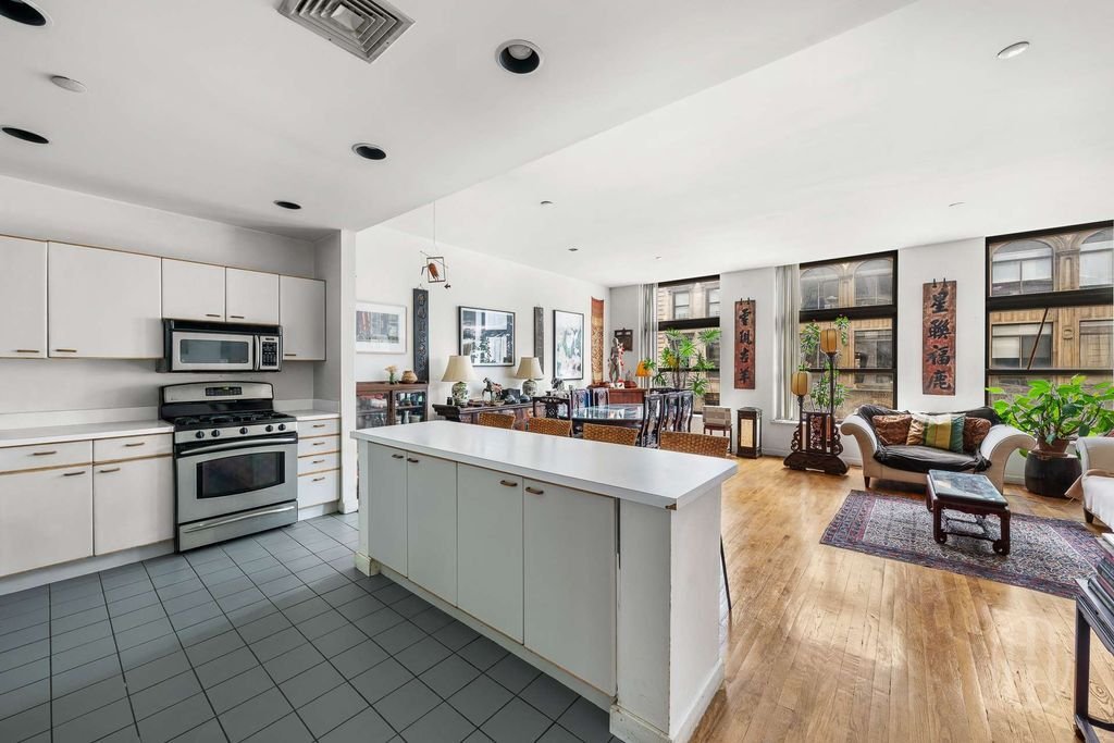 House in New York, New York, United States 3 - 18480353