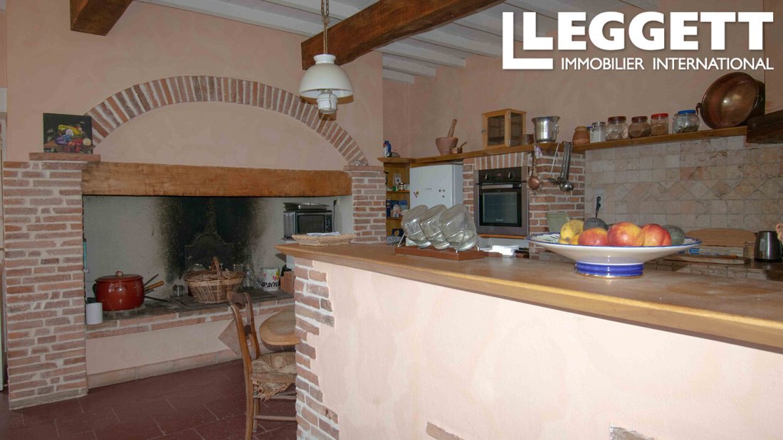 Farm Ranch in Lavernose-Lacasse, Occitania, France 4 - 14329638