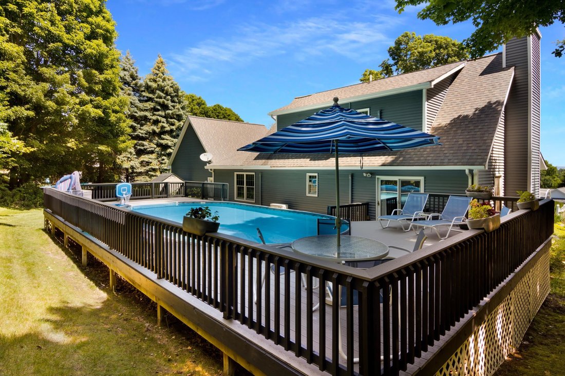 House in Garfield Township, Michigan, United States 3 - 18477725