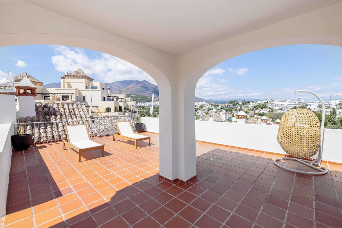 Townhouse in Estepona, Andalusia, Spain 3 - 18476591
