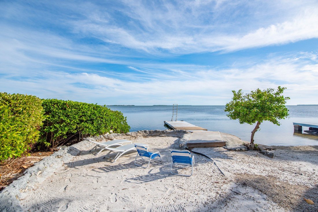 Maison à Big Pine Key, Floride, États-Unis 1 - 18477992