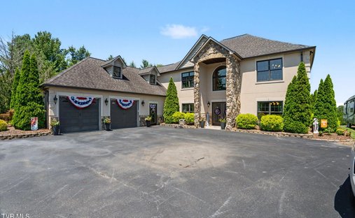 House in Elizabethton, Tennessee, United States 1