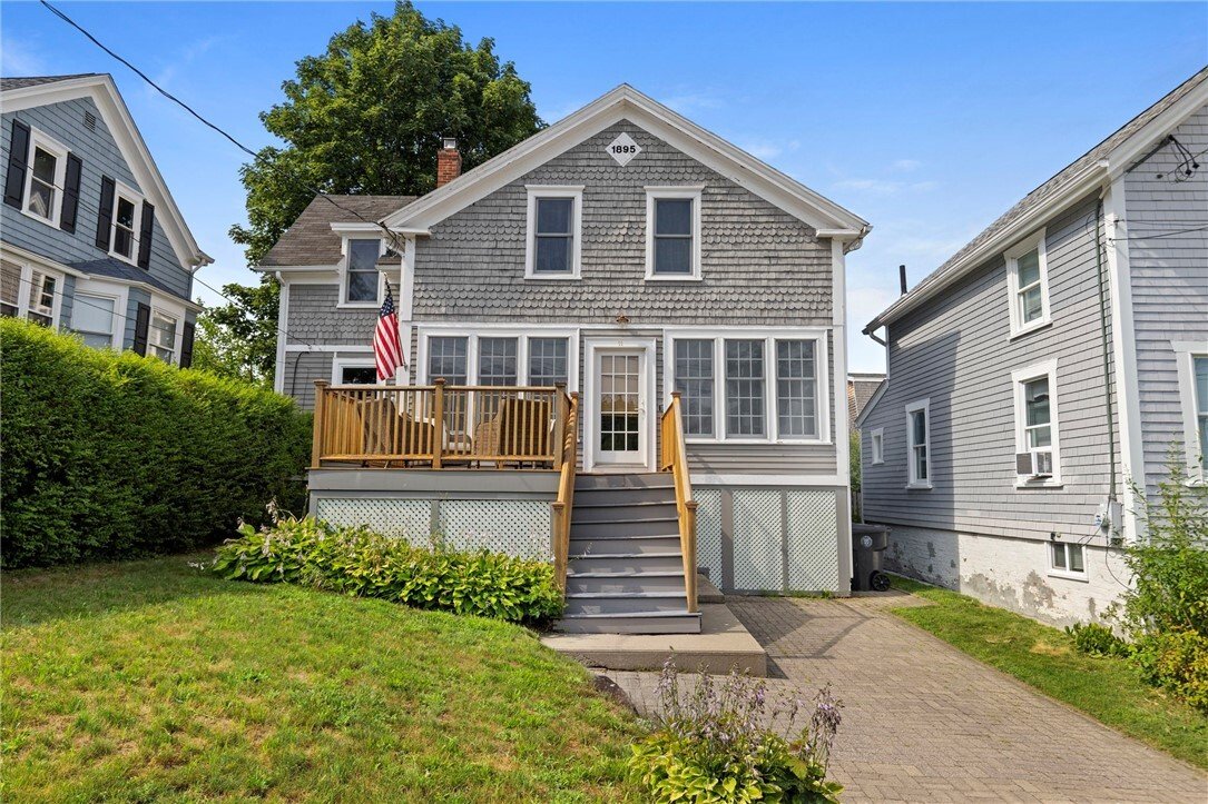 Warwick, Rhode Island, United States 1 - 18477657
