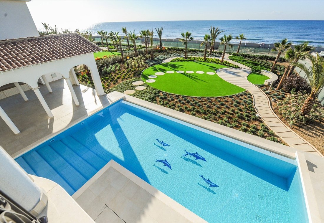 Villa in Perivolia, Larnaca, Cyprus 1 - 14658090