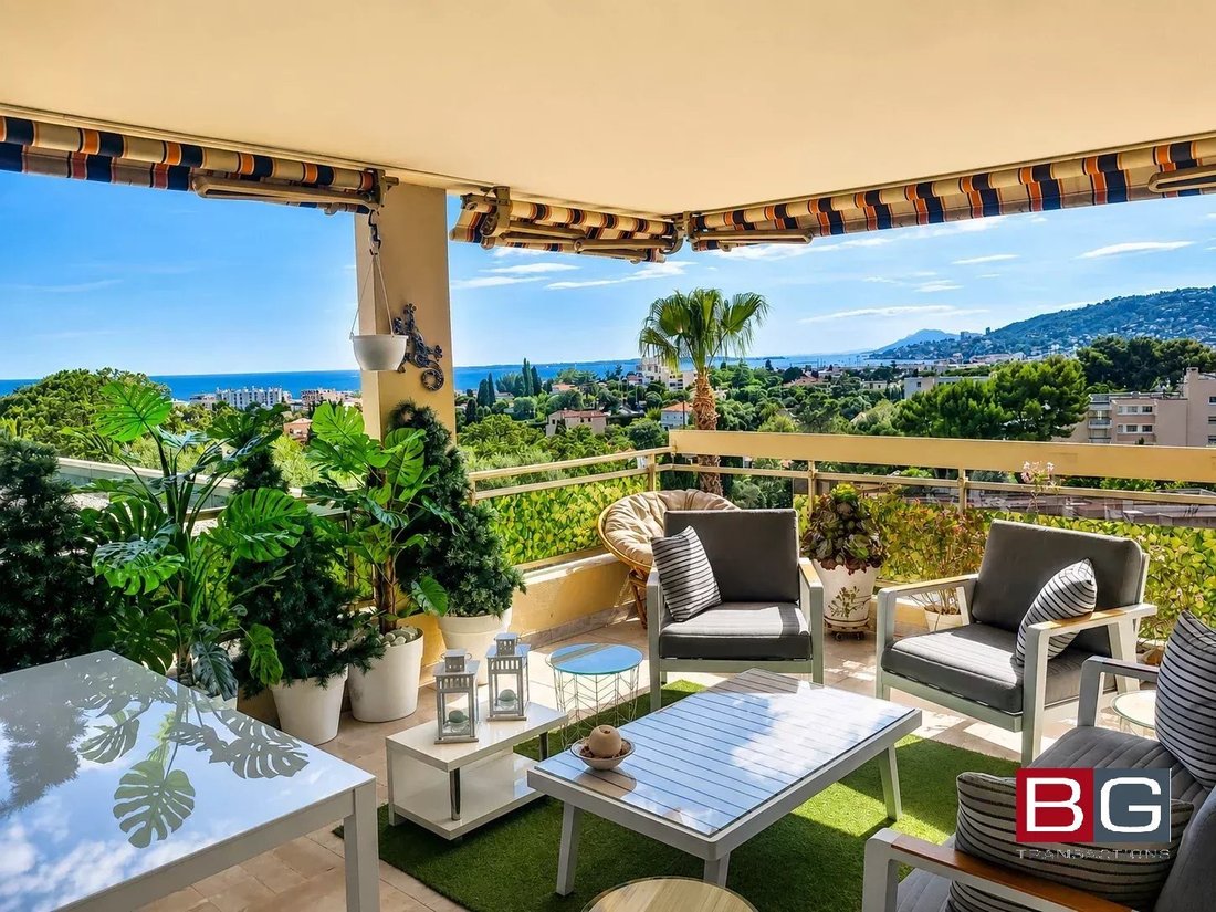 Apartamento en Antibes, Provenza-Alpes-Costa Azul, Francia 1 - 18126152