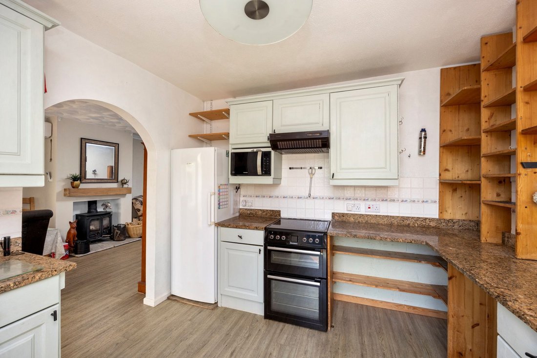 House in Okehurst, Billingshurst, England 5 - 18475671