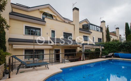 House in Hortaleza, Madrid, Spain 1