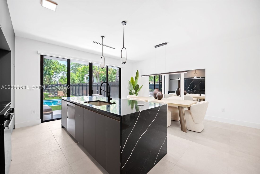 Apartment in Miami, Florida, United States 5 - 18478087