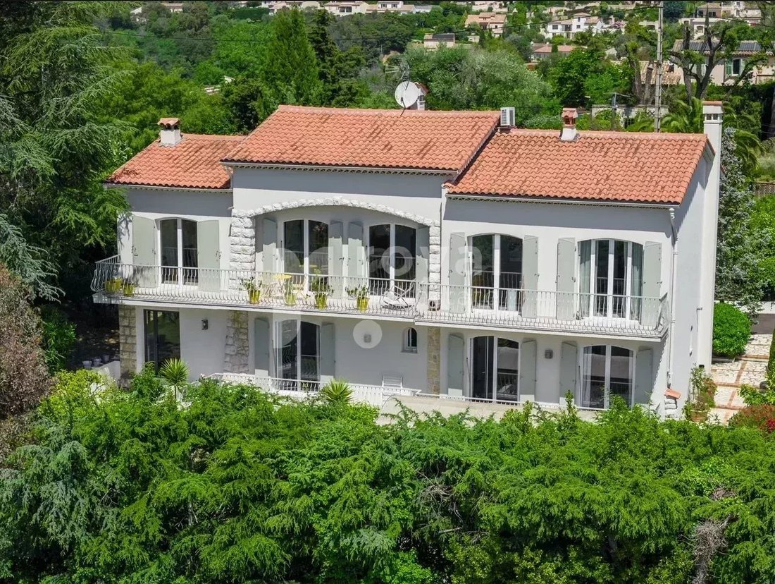 Villa in La Roquette-sur-Siagne, Provence-Alpes-Côte d'Azur, France 2 - 18475834