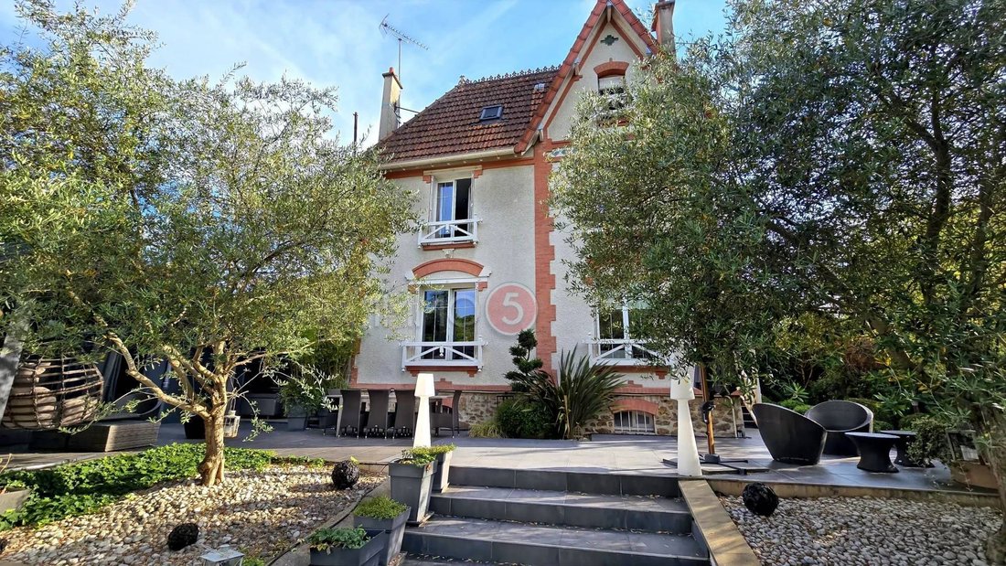 Haus in Thiers, Le Raincy, Frankreich 1 - 18342740