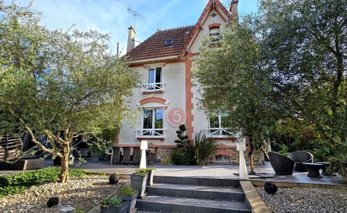 Haus in Thiers, Le Raincy, Frankreich 1