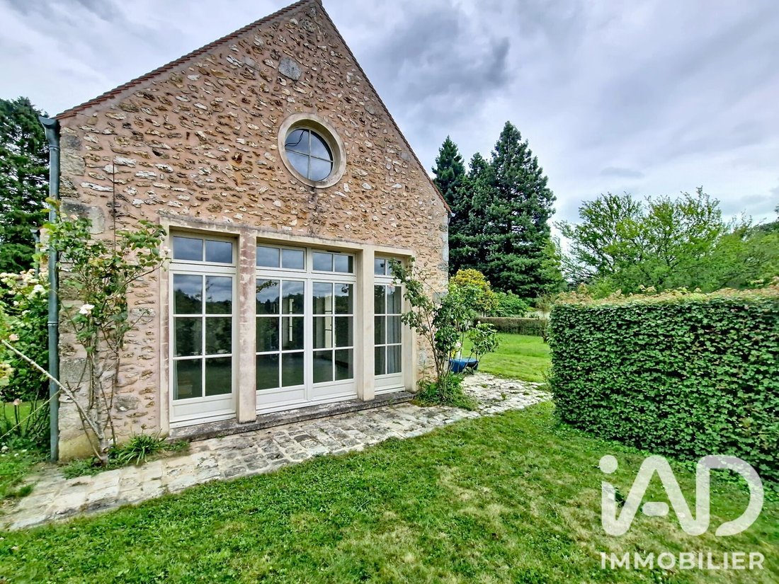 House in La Celle-les-Bordes, Ile-de-France, France 3 - 18479378