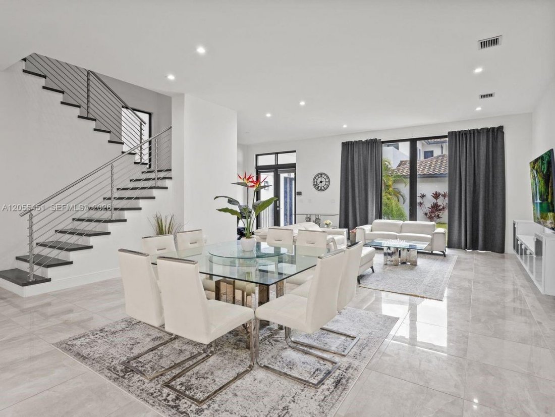 House in Miami Springs, Florida, United States 3 - 18480340